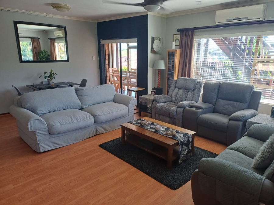 3 Bedroom Property for Sale in Rooi Rivier Rif Western Cape